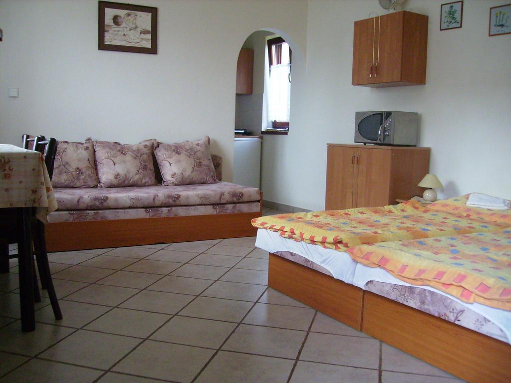 Bungalovy Natura Travnica Ruang foto